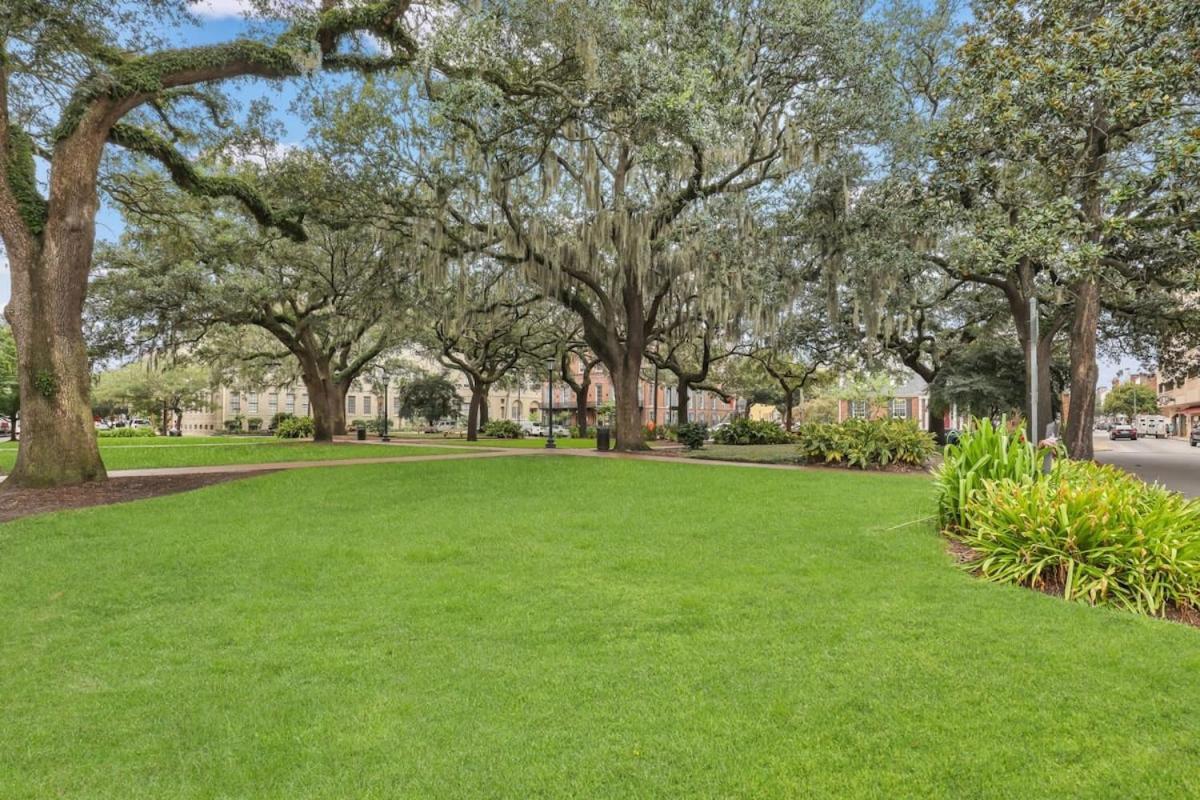 The Graham On Oglethorpe Square Villa ซาวานนาห์ ภายนอก รูปภาพ