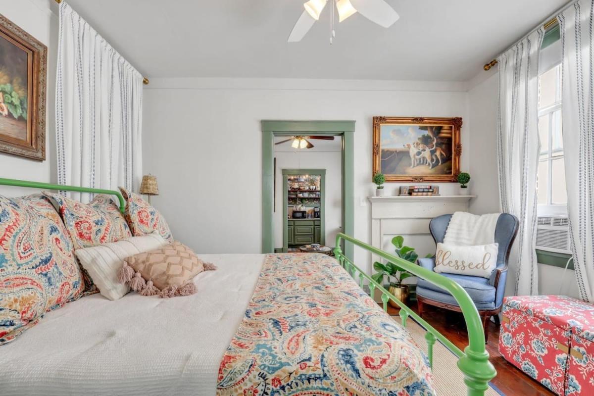 The Graham On Oglethorpe Square Villa ซาวานนาห์ ภายนอก รูปภาพ